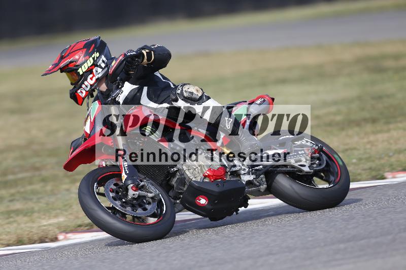 /48 03.10.2026  Speer Racing ADR/Gruppe gelb/122